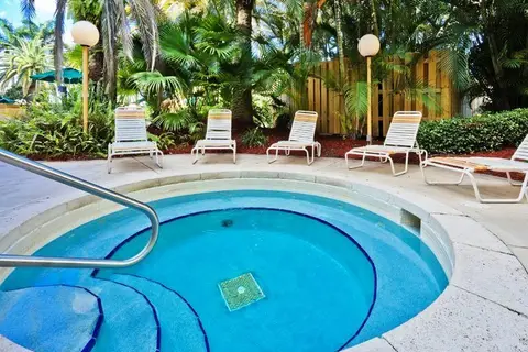 La Quinta Inn & Suites by Wyndham Ft Lauderdale Cypress Cr in Fort Lauderdale — foto 5