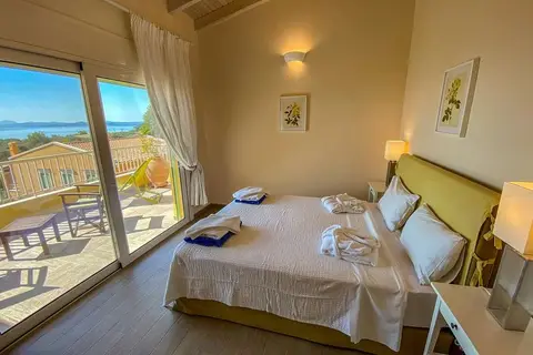 La Riviera Barbati in Μπαρμπάτι — foto 6