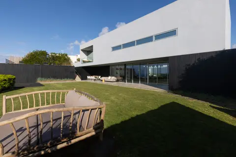 White Exclusive Suites & Villas in Lagoa — foto 4