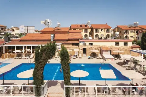 Windmills Hotel Apartments in Παραλίμνι — foto 10