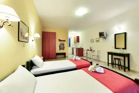 Remezzo Studios & Apartments in Ammoudi — foto 16