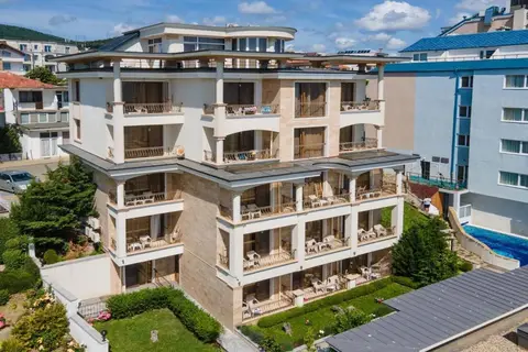 Paraizo Teopolis in Свети Влас