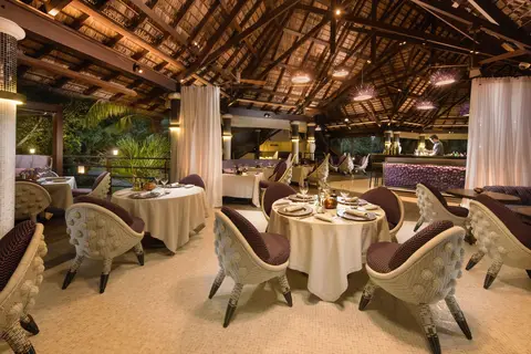 Constance Lemuria in Grand Anse Praslin — foto 13