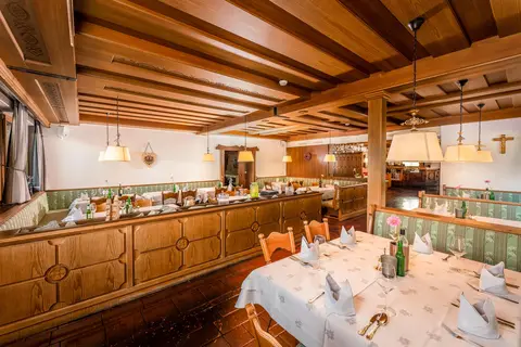 Alpen Wohlfühlhotel Dörflwirt in Hainzenberg — foto 9