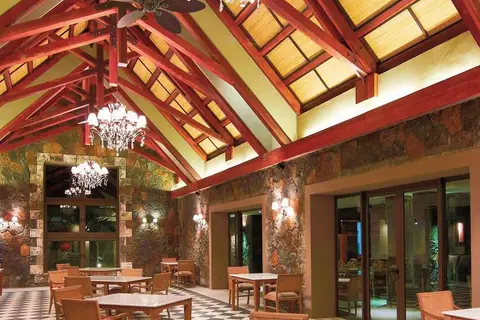 Crystals Beach Resort Belle Mare in Quatre Cocos VCA — foto 8