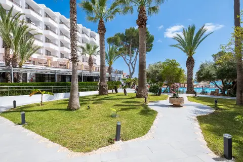 Leonardo Royal & Suites Hotel Ibiza Santa Eulalia in Santa Eulària des Riu — foto 26