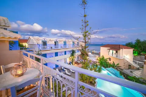 Pierros Hotel in Agios Sostis, foto 25