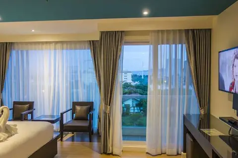 Unique Regency Hotel in พัทยา — foto 17