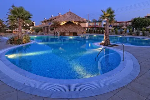 Aphrodite Beach Club in Δημοτική Ενότητα Γουβών — foto 16