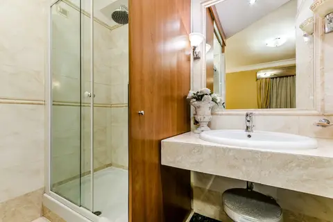 Luxury Rooms H 2000 Roma in Rome, foto 10