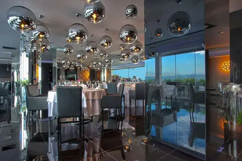 Adams Beach Hotel in Adams Beach Hotel Deluxe Wing, foto 13