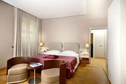 Palazzo Esedra in Napels, foto 30
