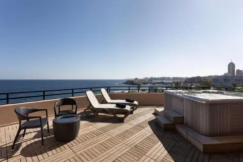 Radisson Blu Resort, Malta St. Julian's in San Ġiljan — foto 26