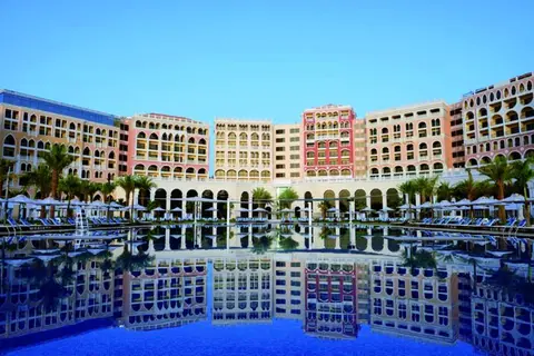 The Ritz-Carlton Abu Dhabi Grand Canal in الروضة — foto 2