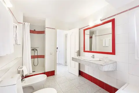 Apartamentos LIVVO Koala Garden in Las Palmas de Gran Canaria — foto 18