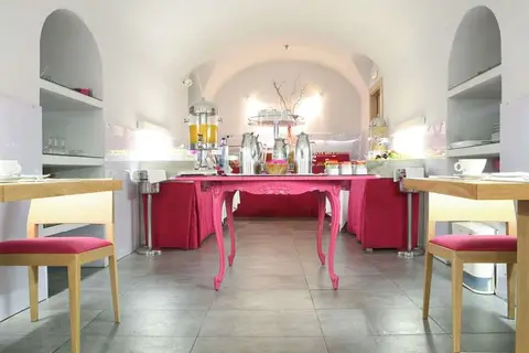 Hotel Meninas in Madrid — foto 8