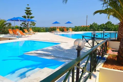 Aloni Suites in Chorafakia