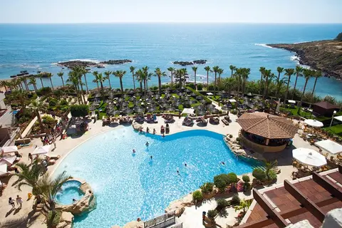 Atlantica Golden Beach Hotel in Paphos — foto 3