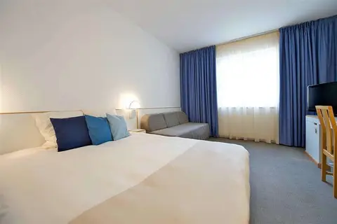 Novotel Firenze Nord Aeroporto in Sesto Fiorentino — foto 10