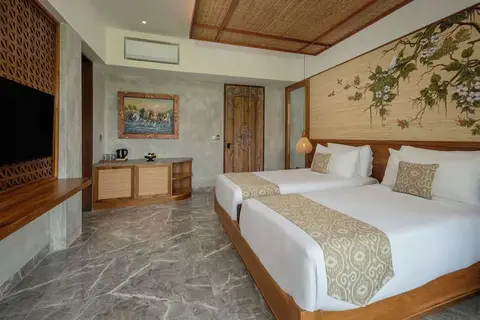Emana Akatara in Tampaksiring — foto 15