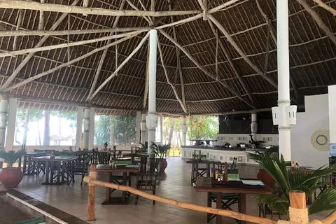 Neptune Village Beach Resort & Spa in Kinondo ward — foto 24
