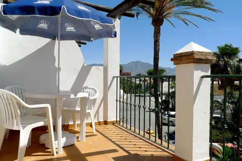 Ramada Hotel & Suites by Wyndham Costa del Sol foto 4