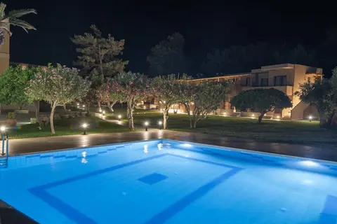 Idi Hotel in Zaros — foto 9