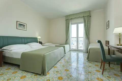Lloyd's Baia Hotel in Vietri Sul Mare — foto 28