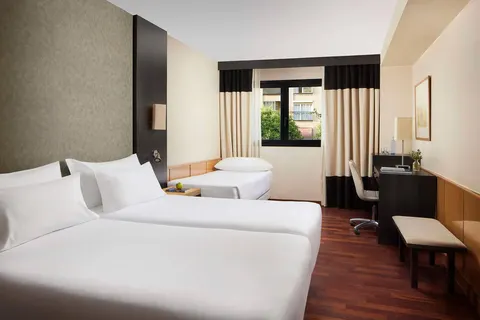 NH Hotel Ciudad de Valencia foto 2