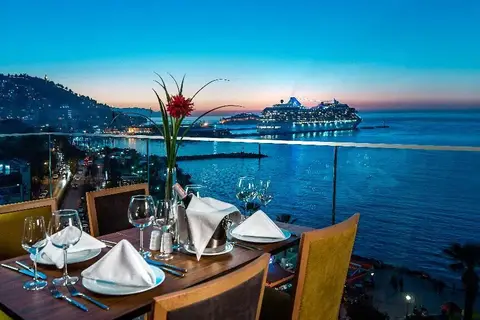 Ilayda Avantgarde in Kuşadası