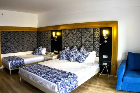 Eftalia Sol in Çorum — foto 28