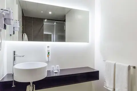 ibis Styles Lisboa Centro Marquês de Pombal in Almada — foto 29