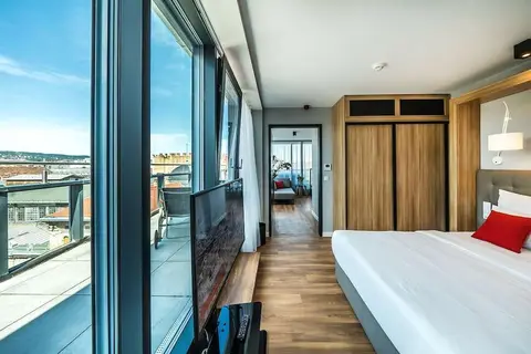 Up Hotel Budapest in Boedapest — foto 18