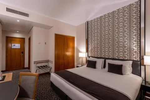 Hotel Mundial in Almada — foto 21