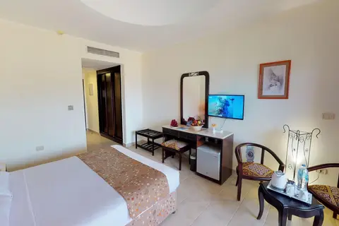 Wadi Lahmy Azur Resort Berenice in محمية وادي الجمال وجبل حماطة — foto 28