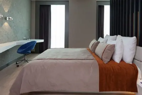 Ramada Hotel & Suites by Wyndham Izmir Kemalpasa in Konak, foto 18