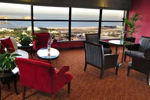 Two Seasons Hotel & Apartments in Dubai — foto 11