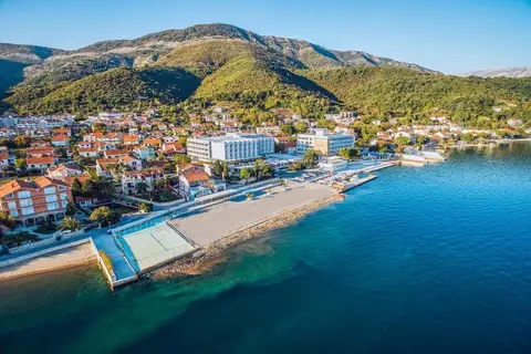 Carine Hotel Delfin in Bijela — foto 6