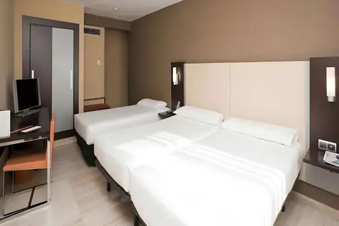 Hotel Ilunion Almirante in Barcelona — foto 3