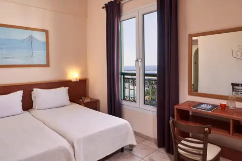 Favie Suzanne Hotel in Tinos (Town) — foto 30