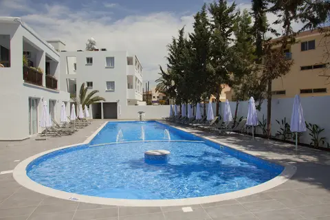 Princessa Vera Hotel Apartments in Paphos — foto 9