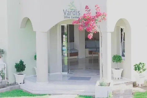 Vardis Olive Garden in Georgioupolis — foto 20