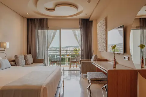 Aguas de Ibiza Grand Luxe Hotel in Santa Eulària des Riu — foto 10