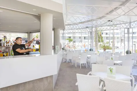 Protur Vista Badía Aparthotel in Sant Llorenç des Cardassar, foto 7