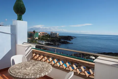 Hotel Arathena Rocks in Giardini-Naxos — foto 8