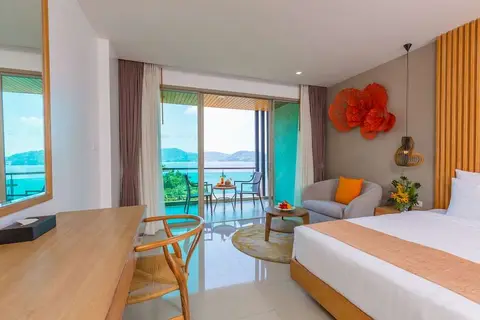 Wyndham Grand Phuket Kalim Bay in กมลา — foto 21