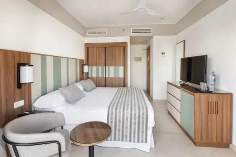 Hotel Riu Paraiso Lanzarote in Puerto del Carmen — foto 14