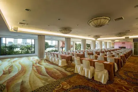 Ramada Plaza by Wyndham Menam Riverside in Bangkok — foto 26