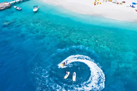 Malahini Kuda Bandos Resort in Kuda Bandos — foto 13