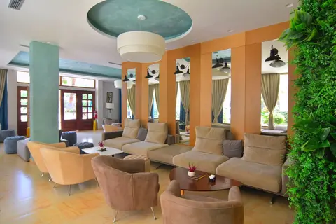 Sandy Beach Resort in Golem — foto 23
